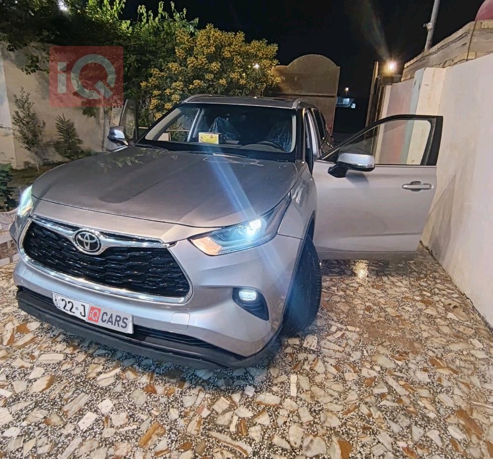 تۆیۆتا هایلاندەر